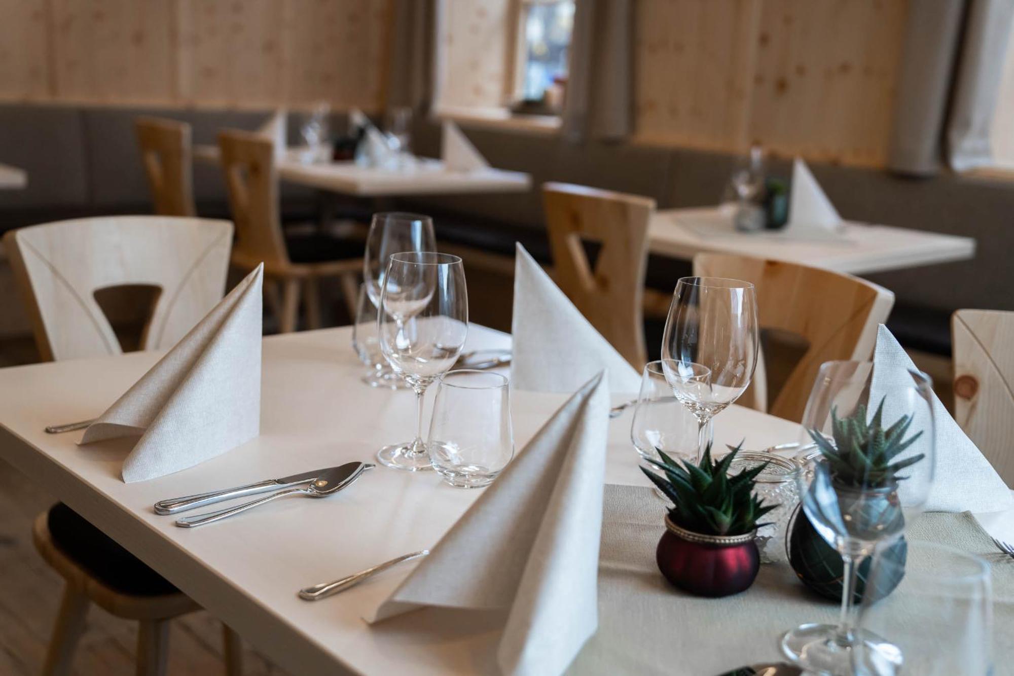 Kirchenwirt Woergl Hotel Luaran gambar